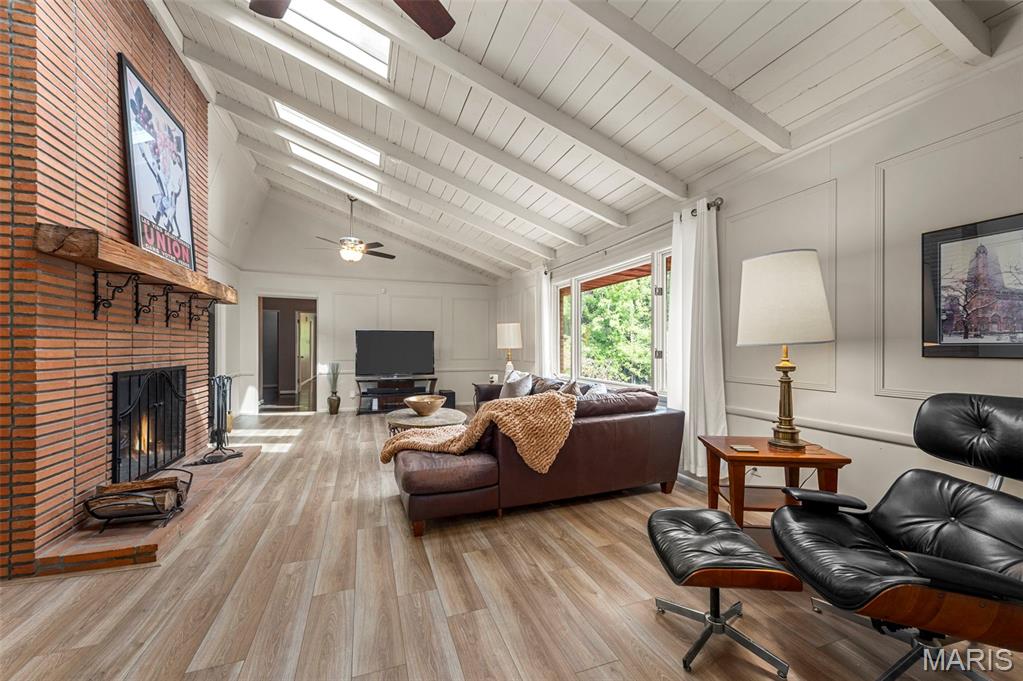 10 Westfield Lane