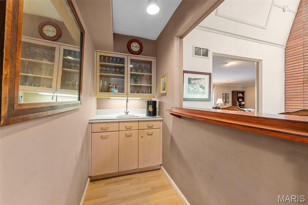 10 Westfield Lane