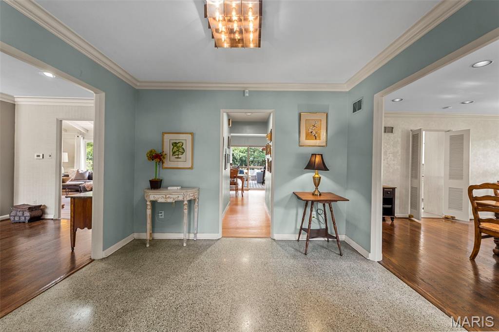 10 Westfield Lane