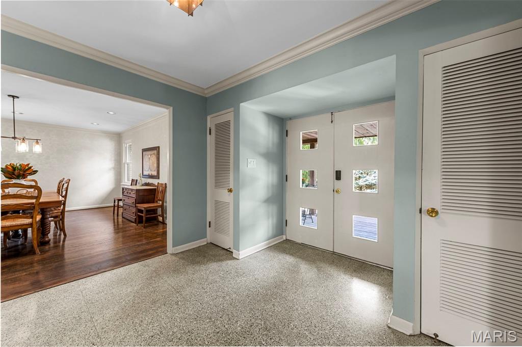 10 Westfield Lane