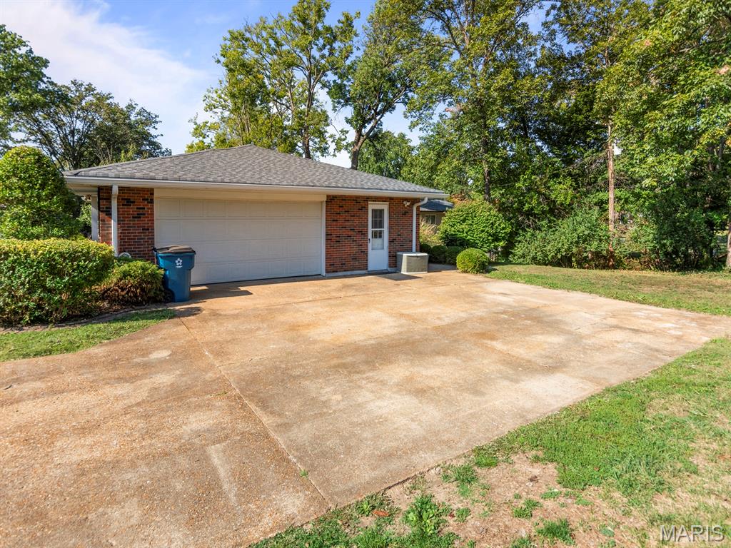 12055 Charwick Drive