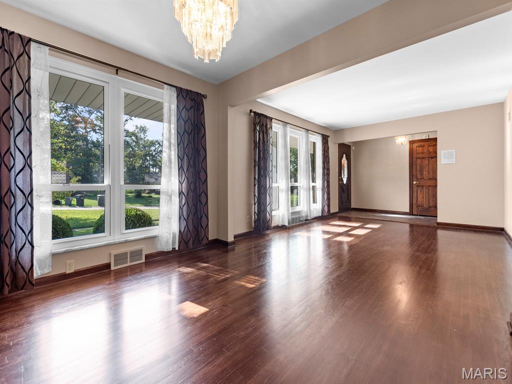 12055 Charwick Drive