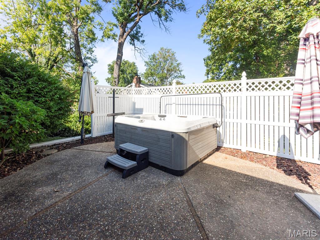 12055 Charwick Drive