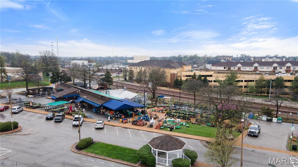 522 N Kirkwood Road Unit: 2B