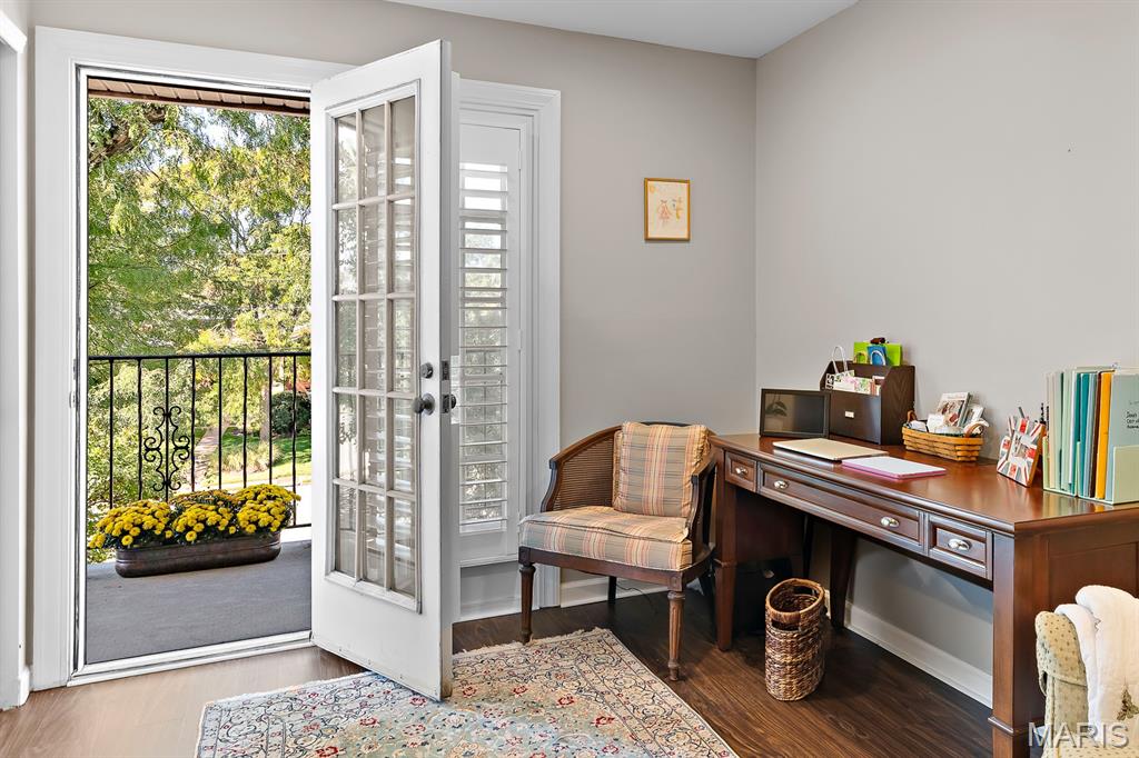 522 N Kirkwood Road Unit: 2B