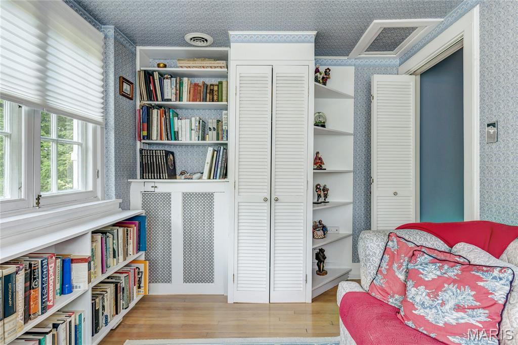 7117 Maryland Avenue