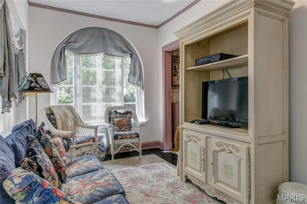 7117 Maryland Avenue