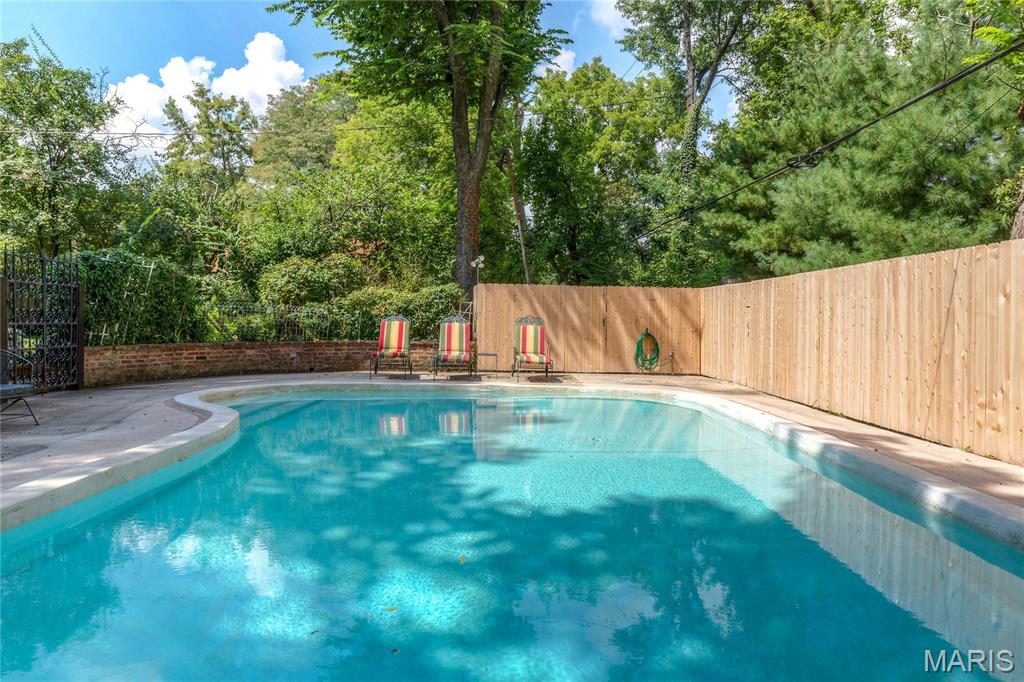 7117 Maryland Avenue