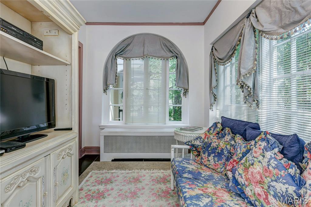 7117 Maryland Avenue