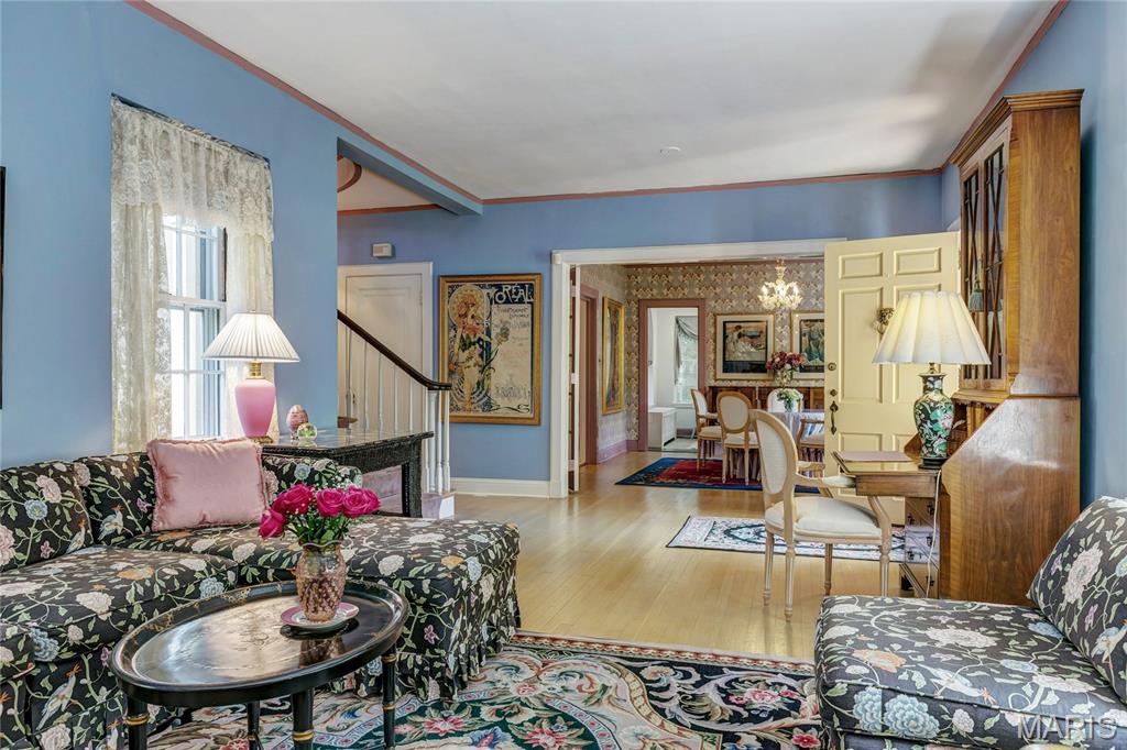 7117 Maryland Avenue