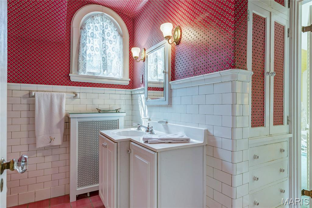 7117 Maryland Avenue