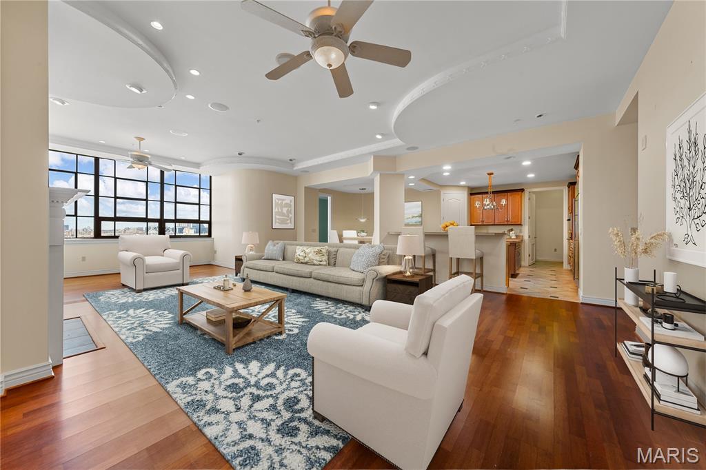 400 S 14th Street Unit: 1115