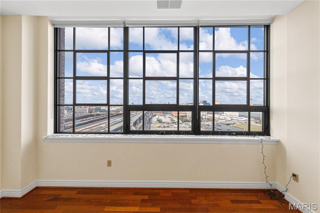 400 S 14th Street Unit: 1115