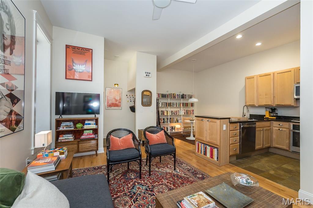 1915 Senate Street Unit: A