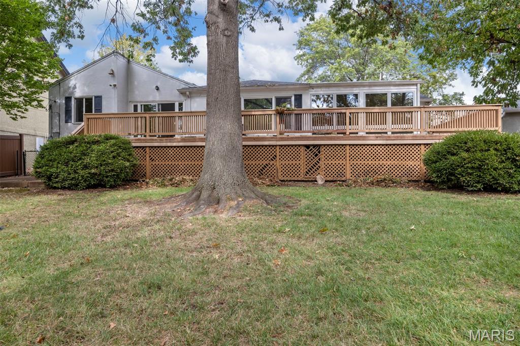 8032 Lafon Place