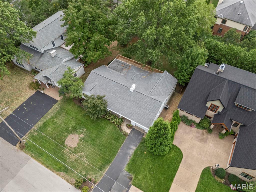 8032 Lafon Place