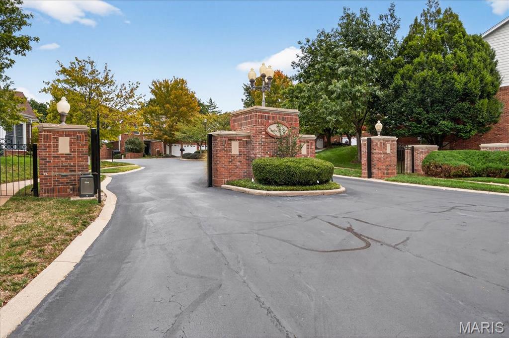 14681 Amberleigh Hill Court