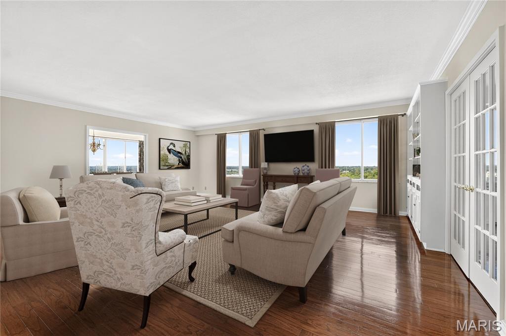 900 S Hanley Road Unit: 12A