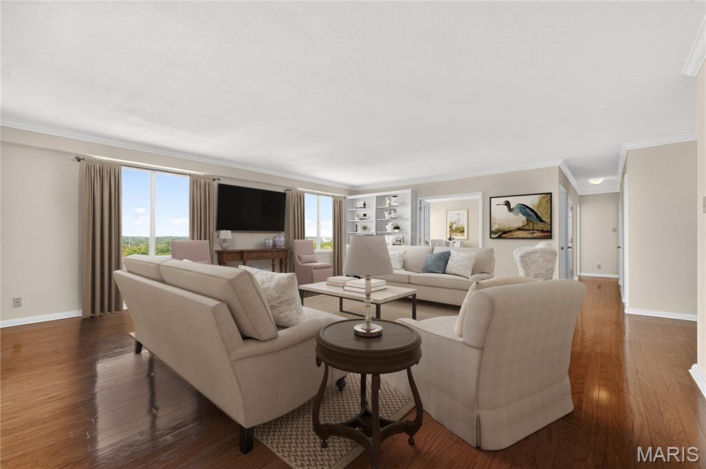 900 S Hanley Road Unit: 12A