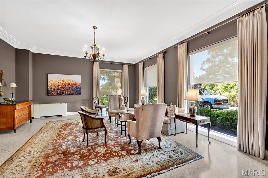900 S Hanley Road Unit: 12A
