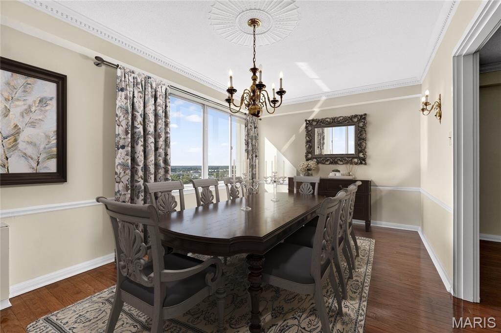 900 S Hanley Road Unit: 12A