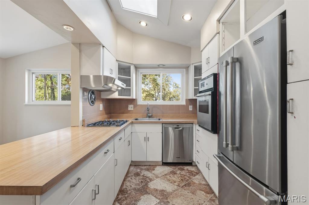 54 Willow Brook Drive