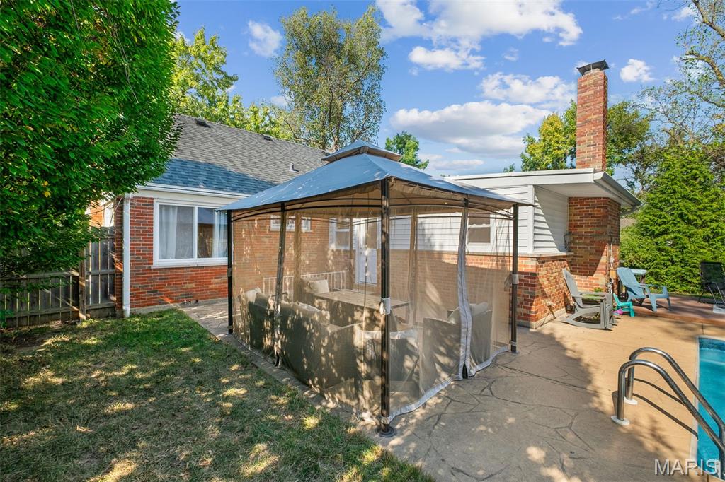 9714 Whitestone Terrace