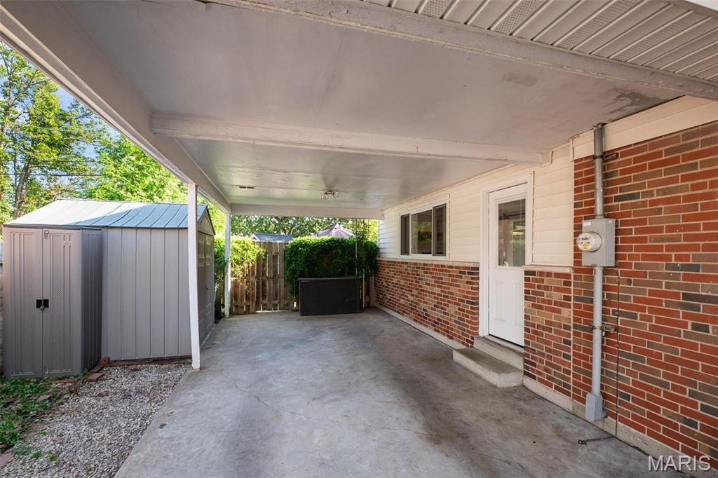 9714 Whitestone Terrace