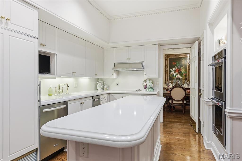 11 Chatfield Place Road