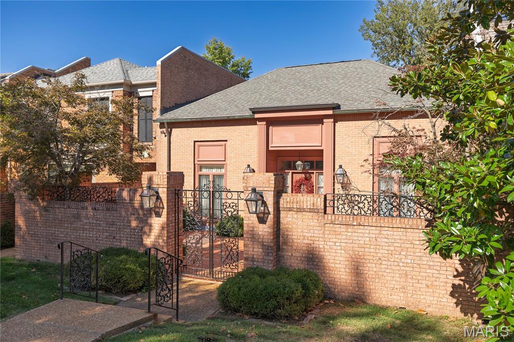 11 Chatfield Place Road