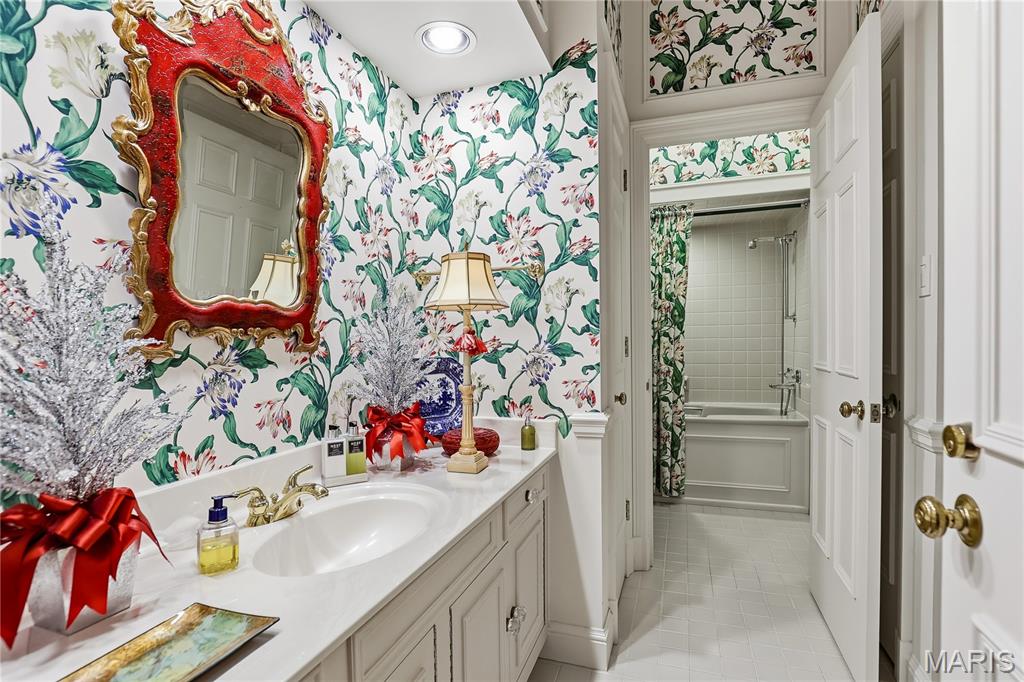 11 Chatfield Place Road