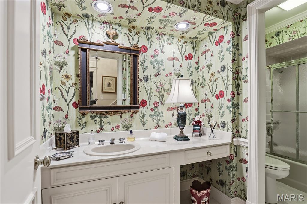 11 Chatfield Place Road