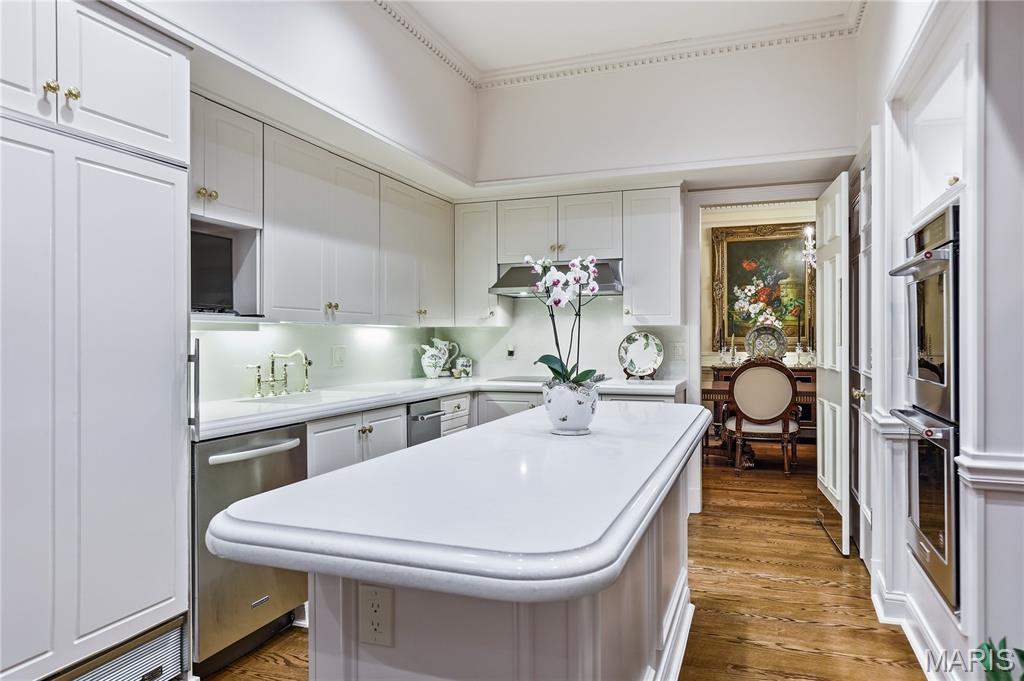 11 Chatfield Place Road