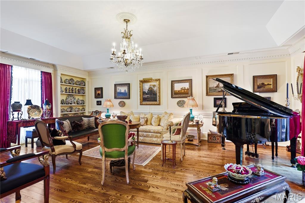 11 Chatfield Place Road