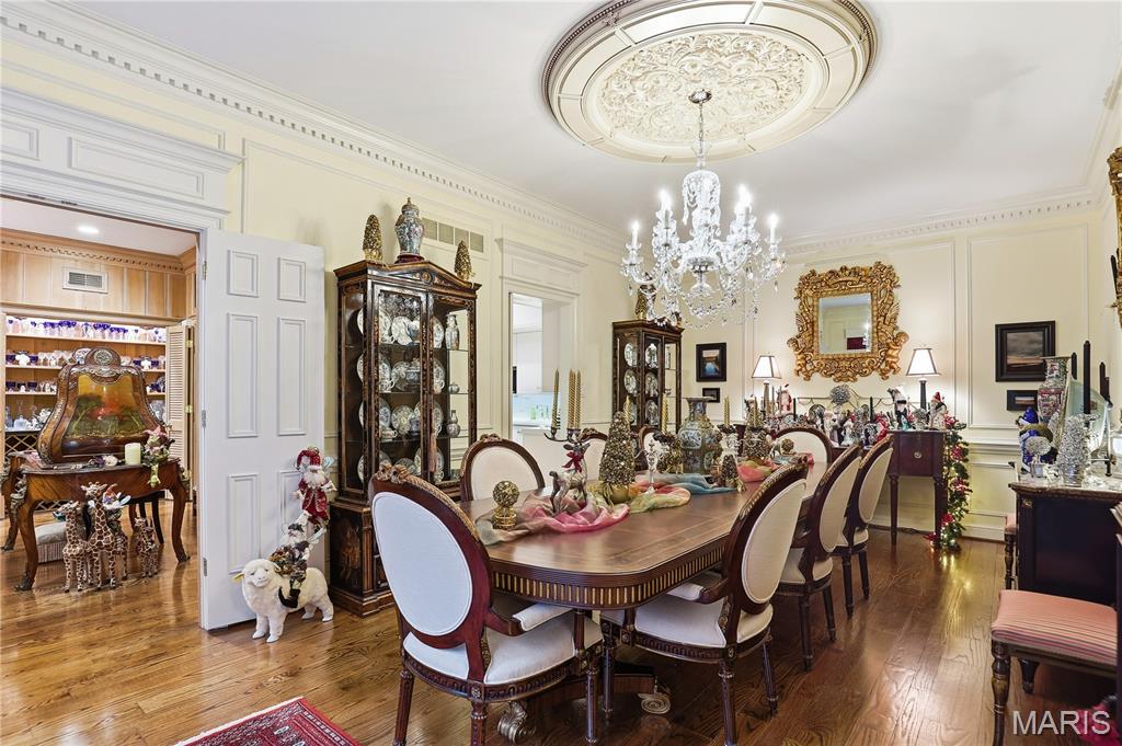 11 Chatfield Place Road