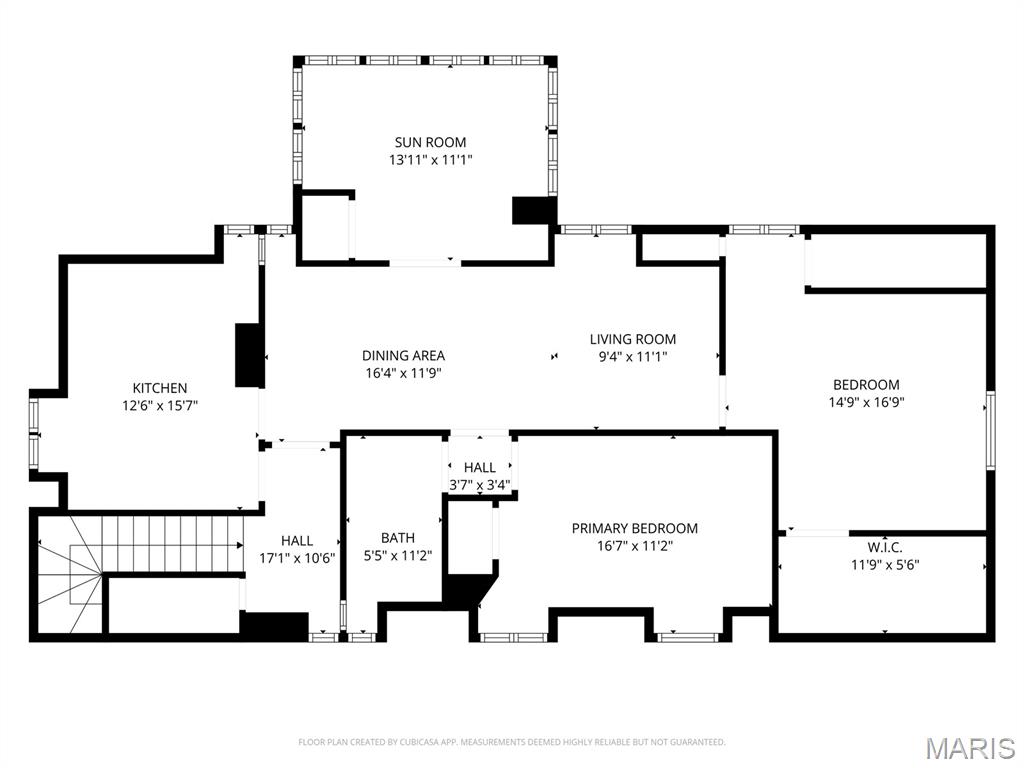 12 E Brentmoor Park