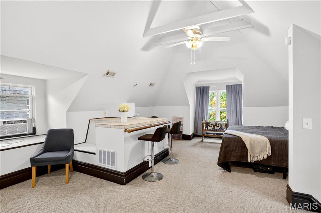 2842 Shenandoah Avenue