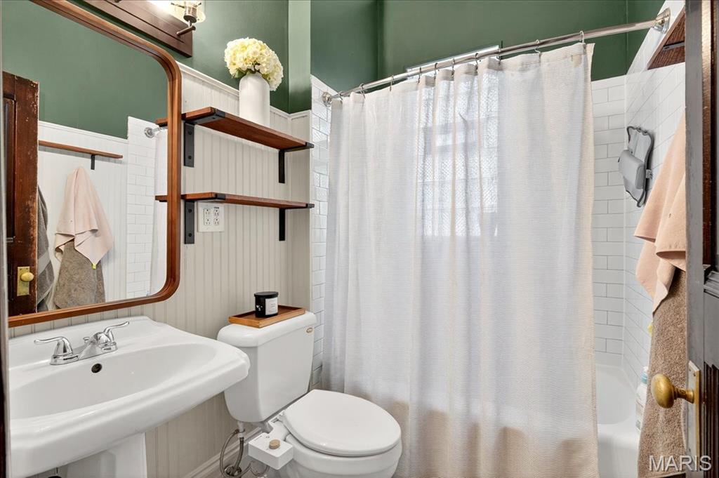 2842 Shenandoah Avenue