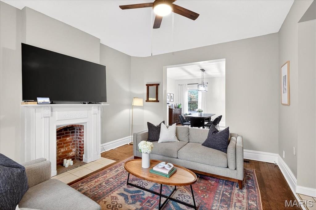 2842 Shenandoah Avenue