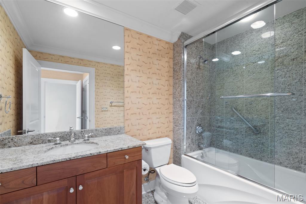 150 Carondelet Plaza Unit: 1201