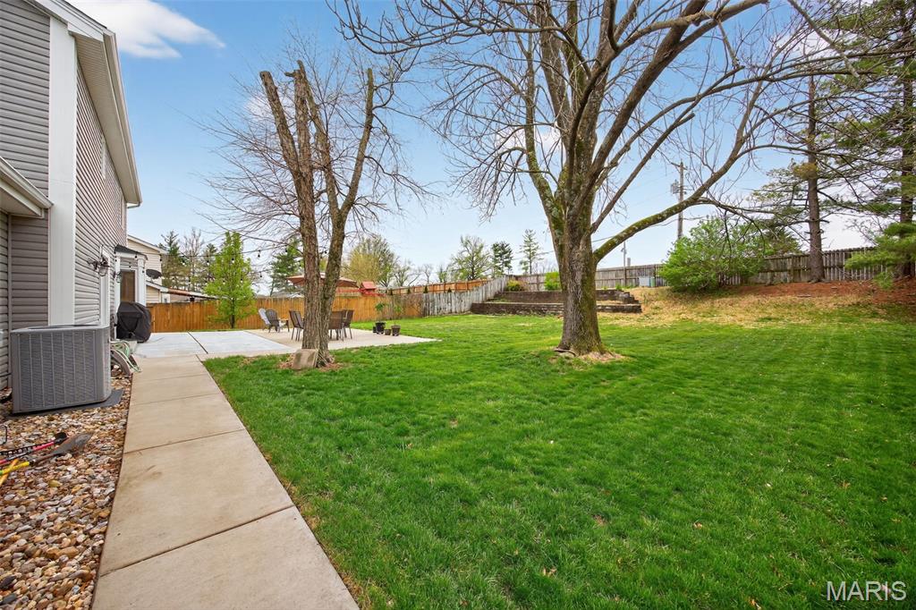 323 Oakleigh Woods Drive