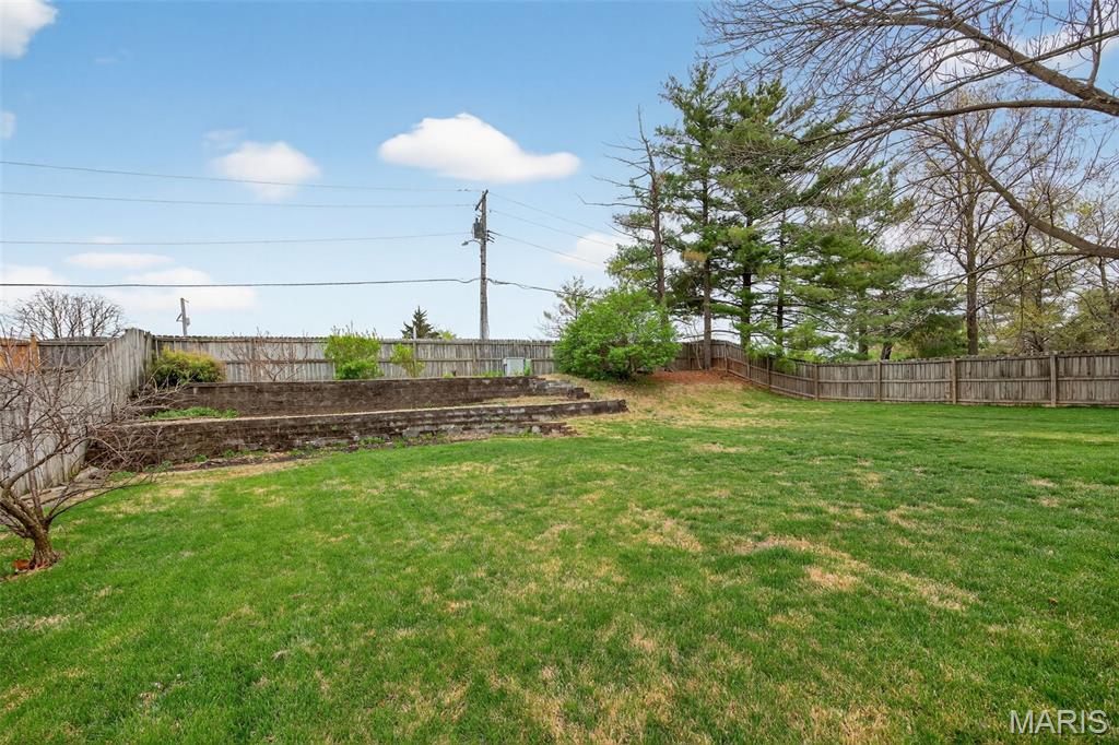 323 Oakleigh Woods Drive