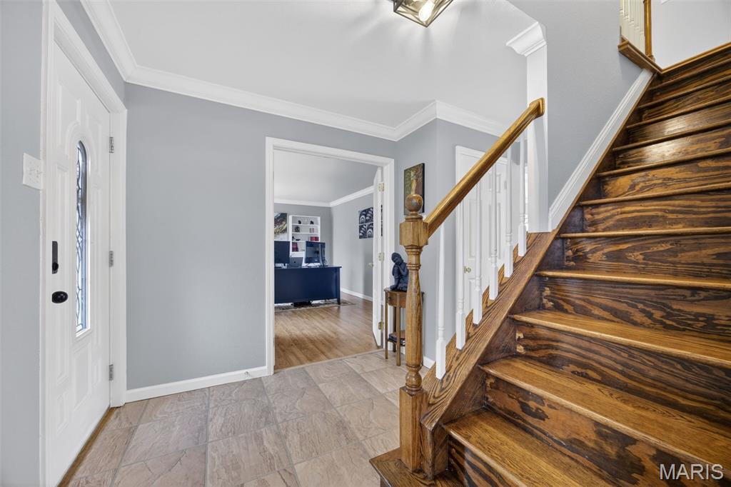 323 Oakleigh Woods Drive