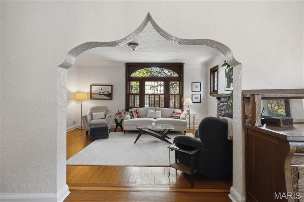 7330 Stanford Avenue