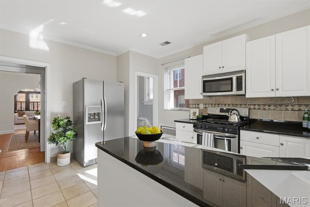 7330 Stanford Avenue