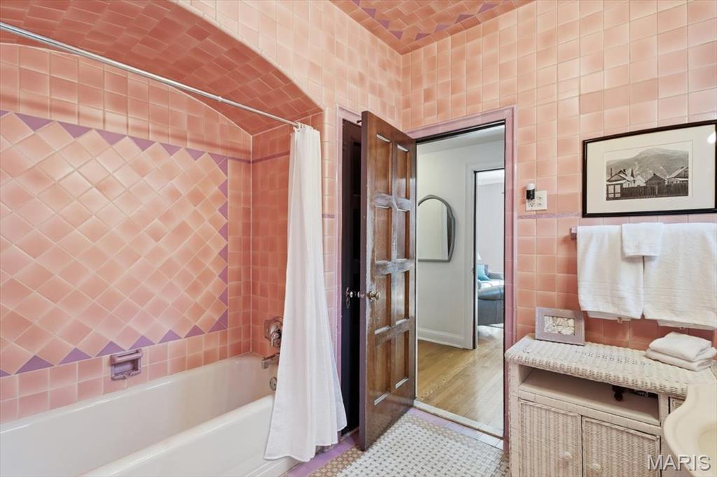 7330 Stanford Avenue