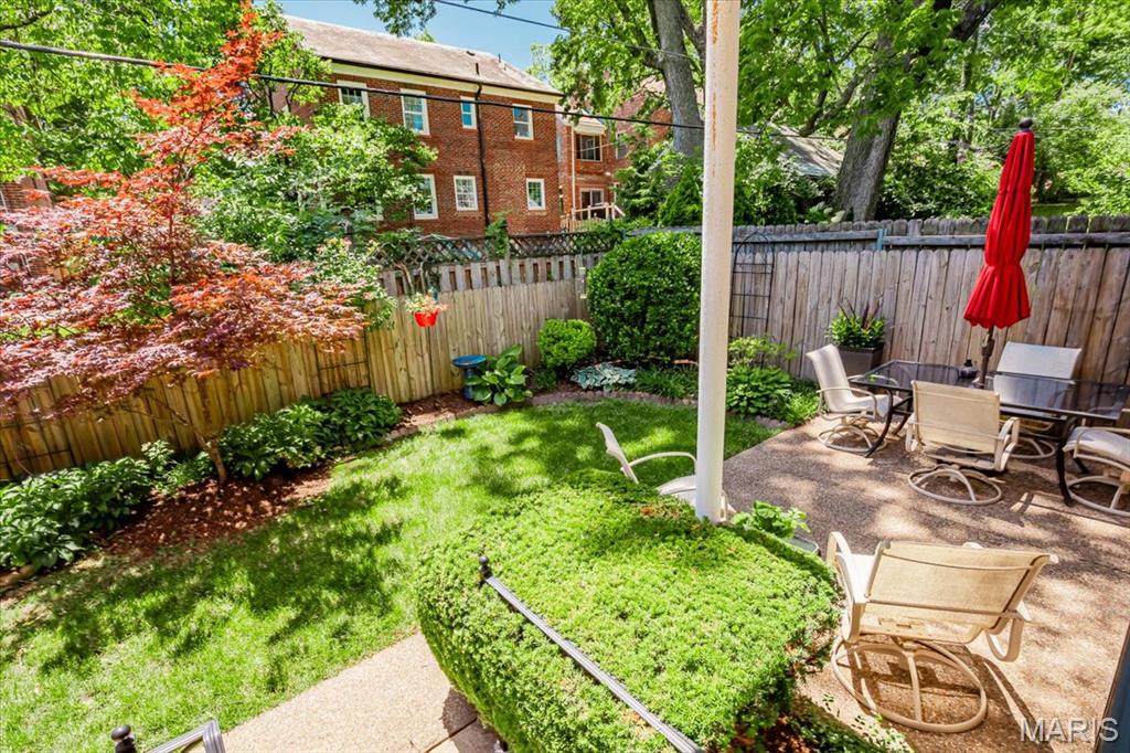 7330 Stanford Avenue