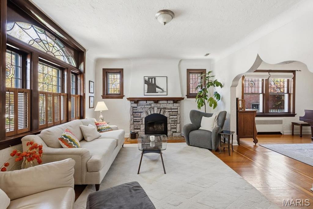 7330 Stanford Avenue