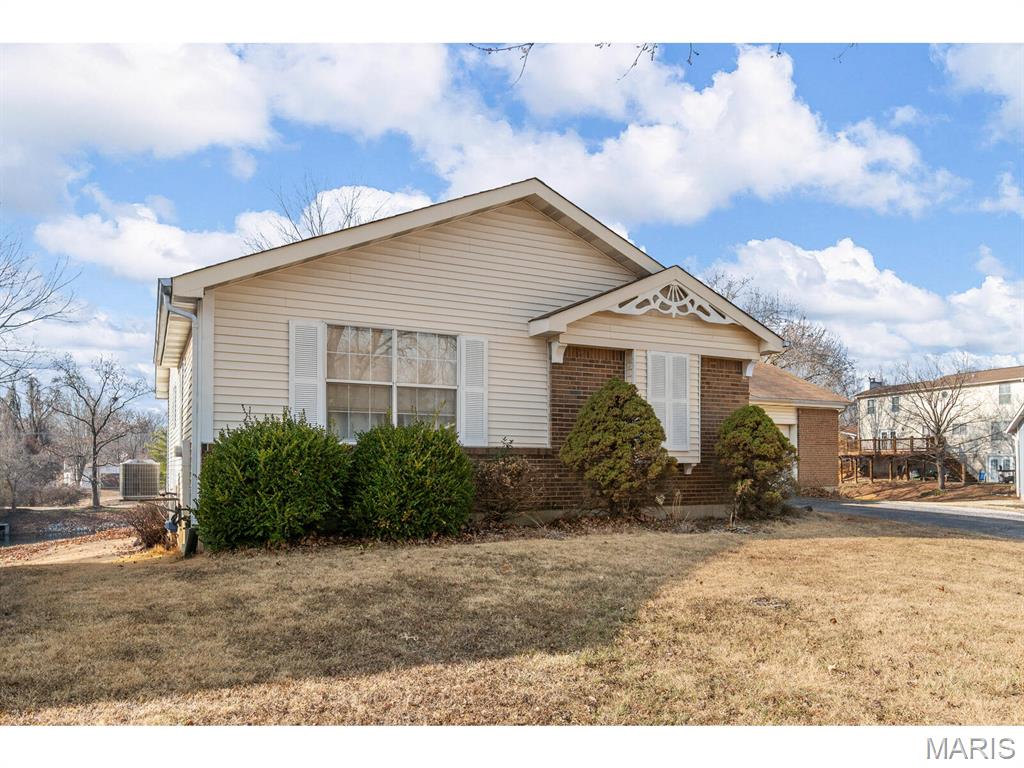 14314 Riverfront Drive