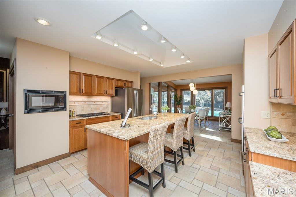 1673 Frontenac Woods Lane